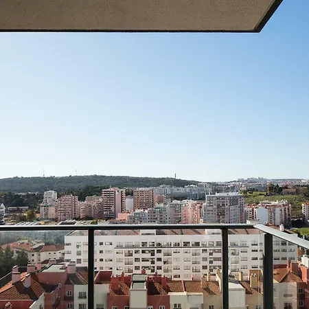 Skyscraper Riverview With Indoor Pool Apartment Lissabon