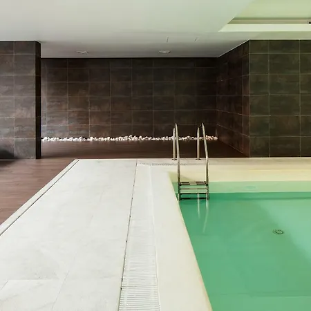 Apartment Skyscraper Riverview With Indoor Pool *