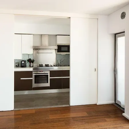 Skyscraper Riverview With Indoor Pool Apartmán *